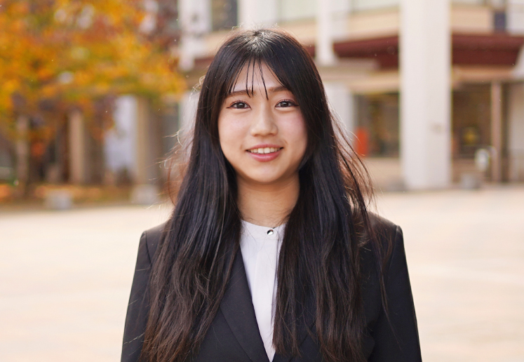 河上 絵美 学生サポート課事務職員