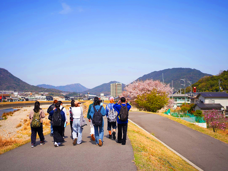 6月