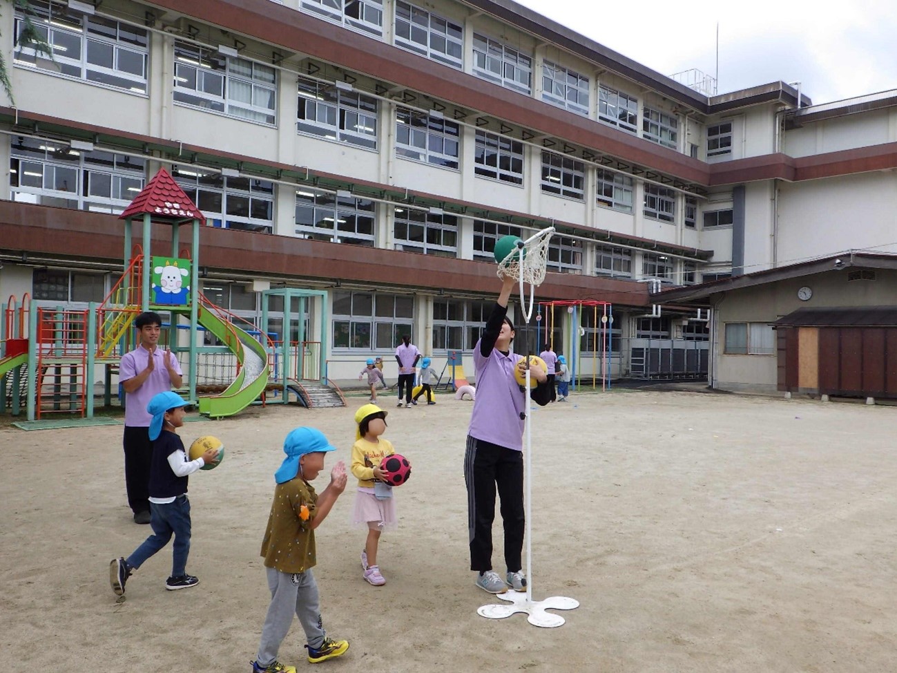広島市立八木幼稚園で子どもたちと交流しました | 広島文教大学